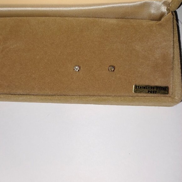 Lot of 12 Vintage Necklaces and 1 pair of Earrings - Picture 9 of 13